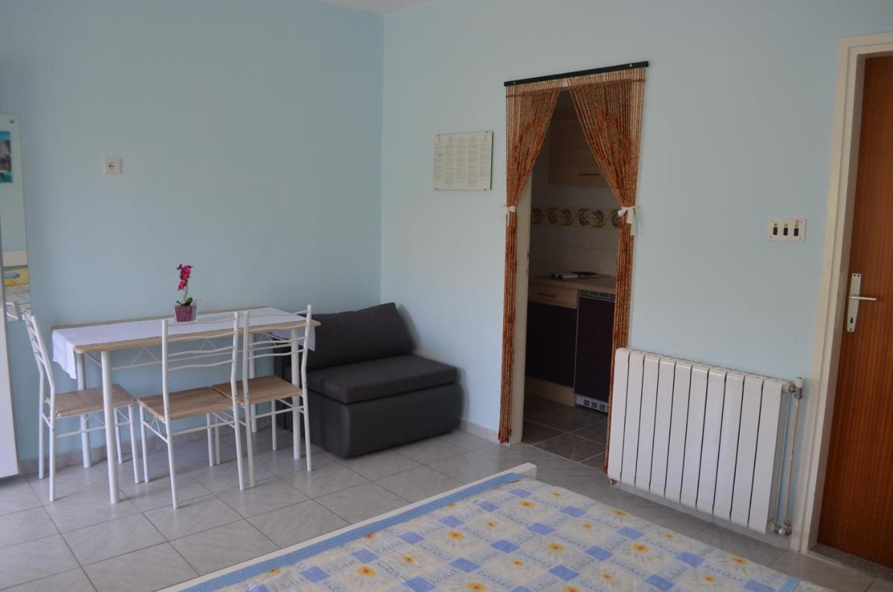 Apartments Alen Draga Bašćanska Esterno foto